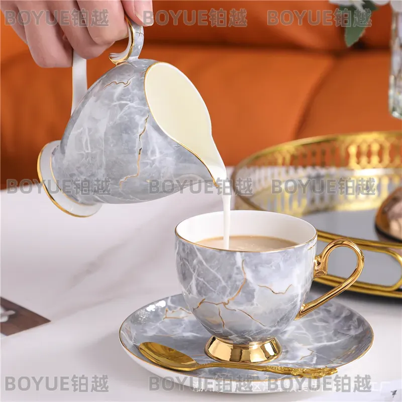 Luksusowy zestaw filiżanek i s – Coffee Tea Gift Set recenzja i cena