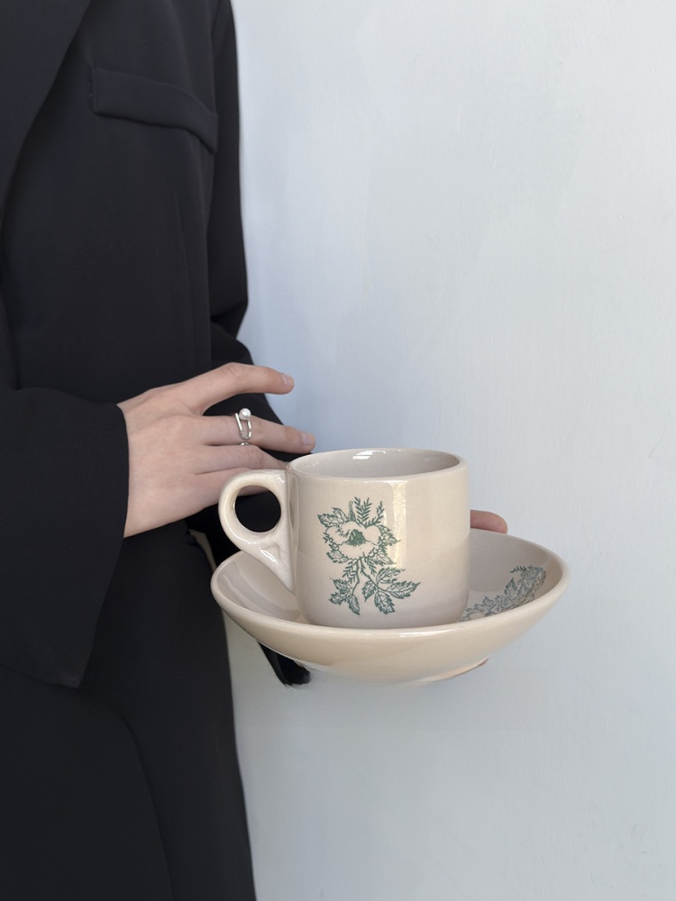 Limitowana Edycja Vintage Cera – Coffee Leaves Tea recenzja i cena