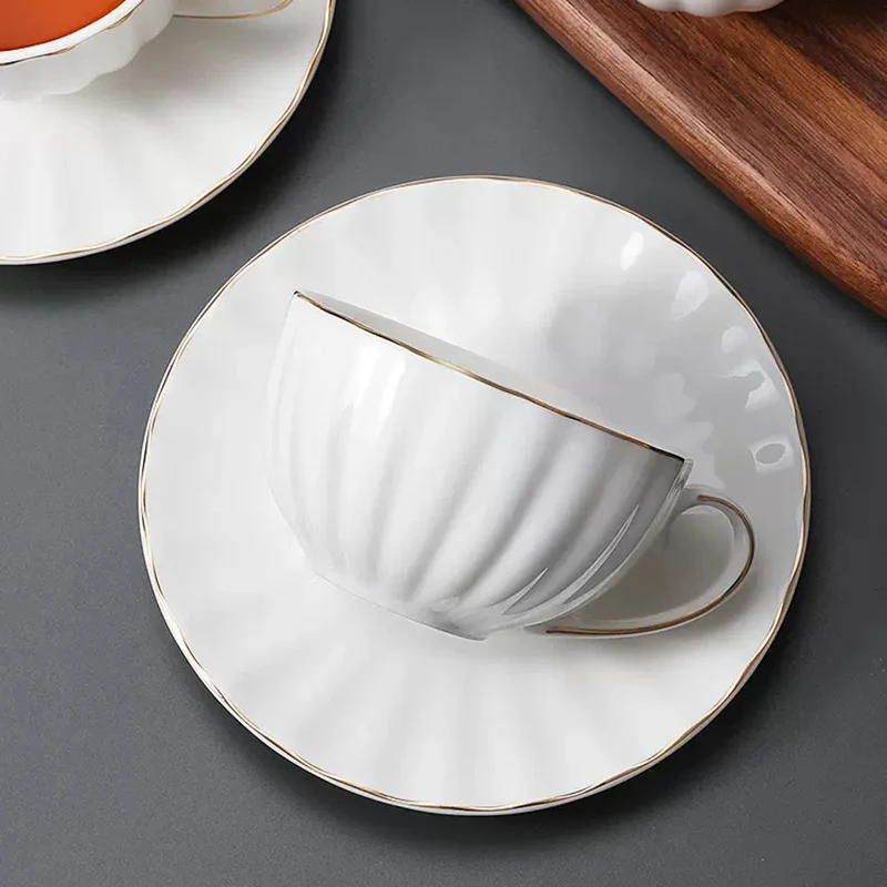 Biała ceramiczna filiżanka do  – Coffee Tea Latte recenzja i cena