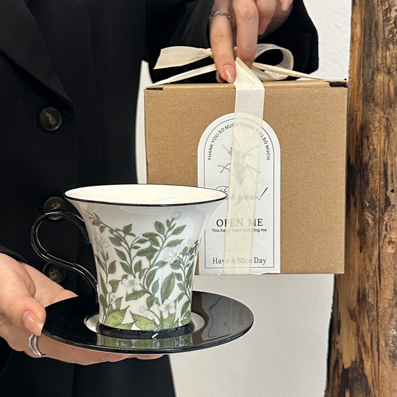 Zestaw filiżanek i talerzy z m – Coffee Jasmine Tea recenzja i cena