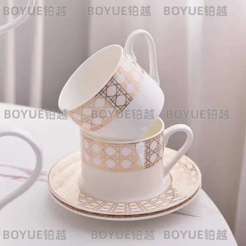 Luksusowy zestaw filiżanek do  – Coffee Tea Gift Set recenzja i cena